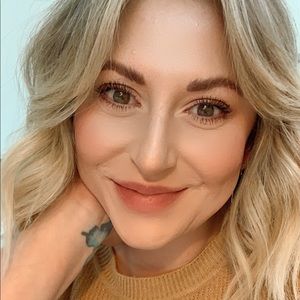 Meet your Posher, Katelynn